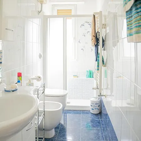 Apartment 073 - Casa Con Attico Privato, 10 Minuti Mare Spiaggie A Piedi *