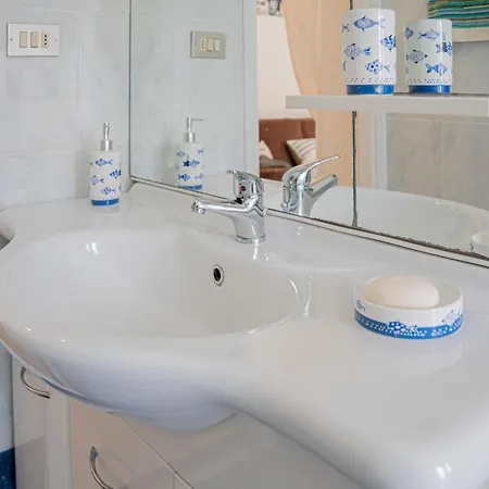 Apartment 073 - Casa Con Attico Privato, 10 Minuti Mare Spiaggie A Piedi Rapallo